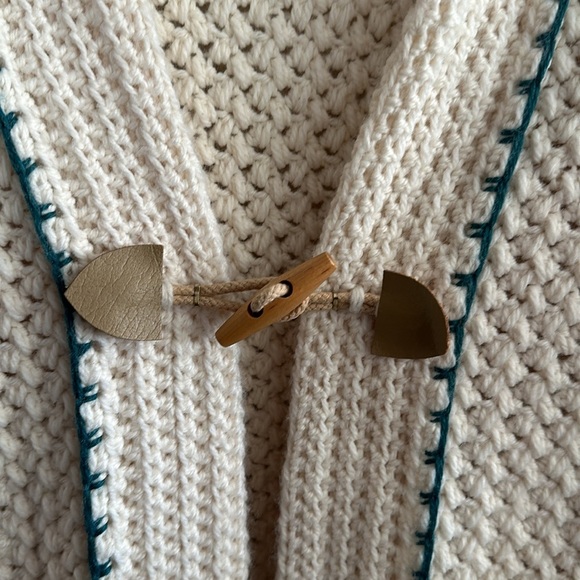 Stunning crochet jacket cardigan with hood. Handmade - Picture 2 of 8